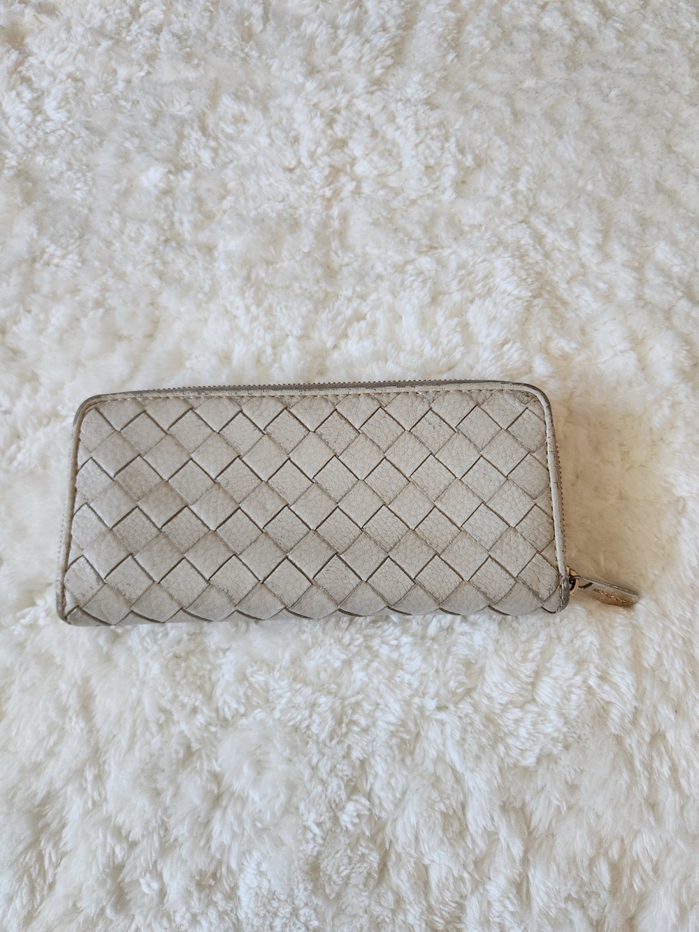 MICHAEL KORS Leather Zip Around Wallet - Picture 2 of 3